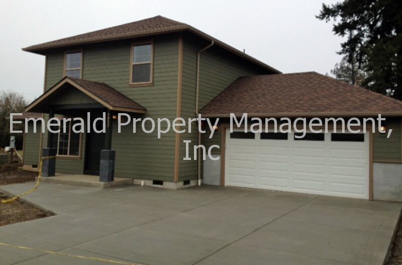 1052 53rd St in Springfield, OR - Building Photo