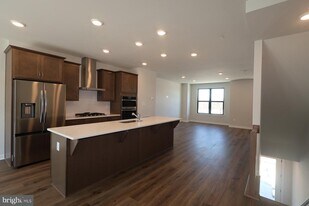 5014 Henry King Wy in Bowie, MD - Building Photo