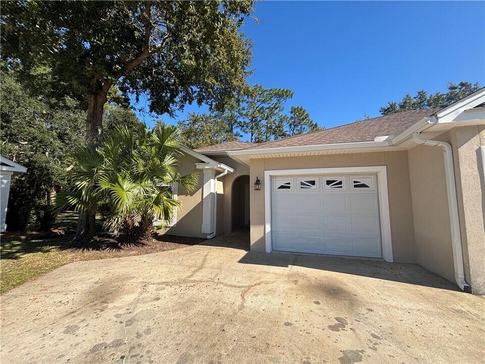 148 Cypress Run Dr in Brunswick, GA - Building Photo