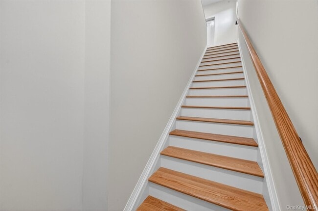 19 Welling Pl in Warwick, NY - Foto de edificio - Building Photo