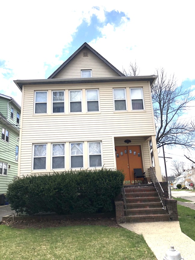 Three Family Rental Income in Montclair, NJ - Building Photo - Other