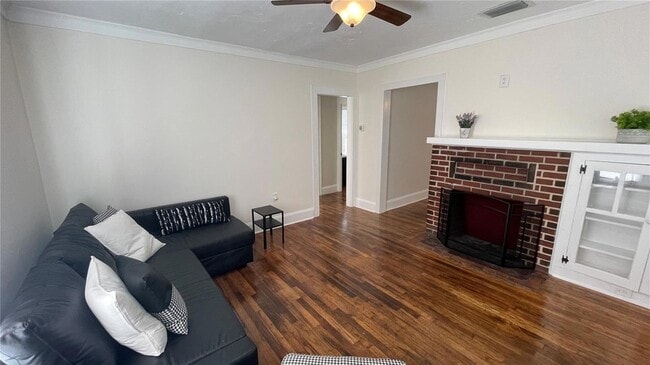 3503 7th Ave W, Unit 2nd floor apt. 1 in Bradenton, FL - Building Photo - Building Photo