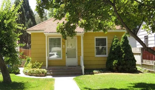 property at 547 S 11th Ave