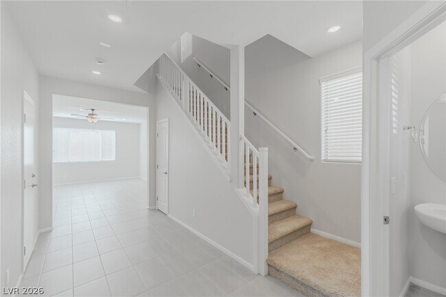 7847 Lacemaker Ct in Las Vegas, NV - Building Photo - Building Photo