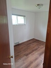 725 4th St in North Versailles, PA - Foto de edificio - Building Photo