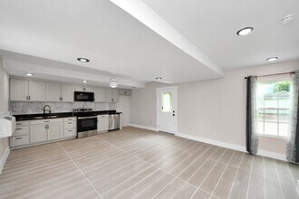 5903 Belneath St in Houston, TX - Building Photo - Building Photo