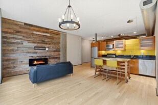 333 NW 9th Ave in Portland, OR - Building Photo