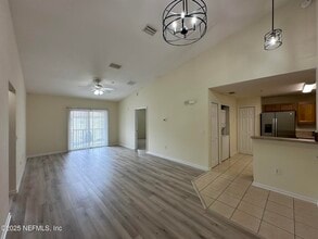 6099 Maggies Cir in Jacksonville, FL - Building Photo - Building Photo