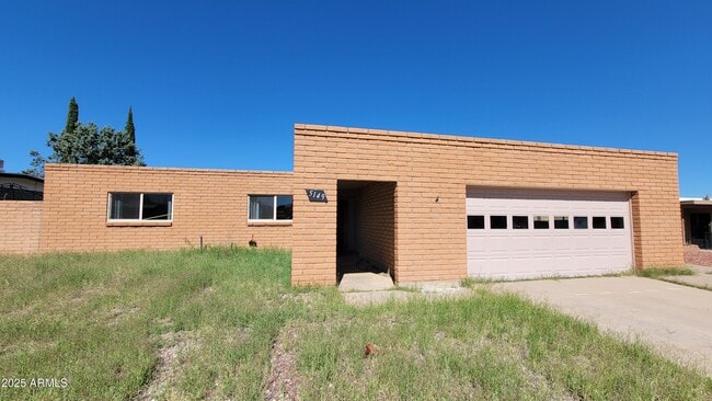 5149 Paseo Las Palmas in Sierra Vista, AZ - Building Photo - Building Photo