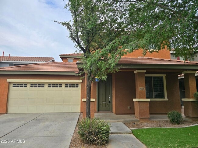 3538 E Carla Vista Dr