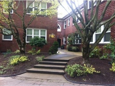 property at 701 NE 28th Ave