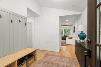 7105 20th Ave SE in Olympia, WA - Building Photo - Building Photo