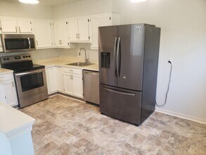 369 Green Meadow Ln in Horsham, PA - Building Photo - Building Photo