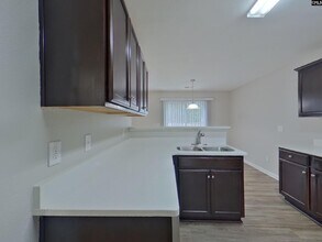 750 Chariot Way in Hopkins, SC - Building Photo - Building Photo