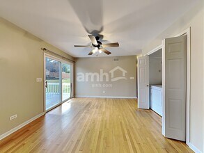 3415 Turnberry Dr in McHenry, IL - Building Photo - Building Photo