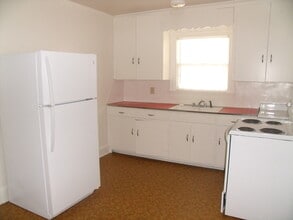 824 Western Ave in Rocky Mount, NC - Building Photo - Building Photo