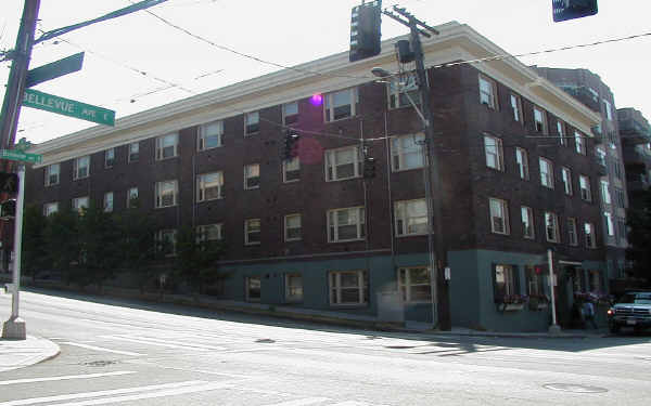 Oleta in Seattle, WA - Foto de edificio - Building Photo