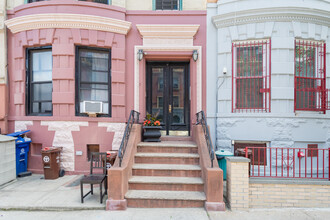 1055 Bergen St in Brooklyn, NY - Building Photo - Building Photo