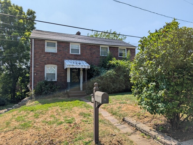 property at 195 Victory Ln