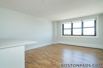 1410 Columbia Rd, Unit 17H in Boston, MA - Foto de edificio - Building Photo