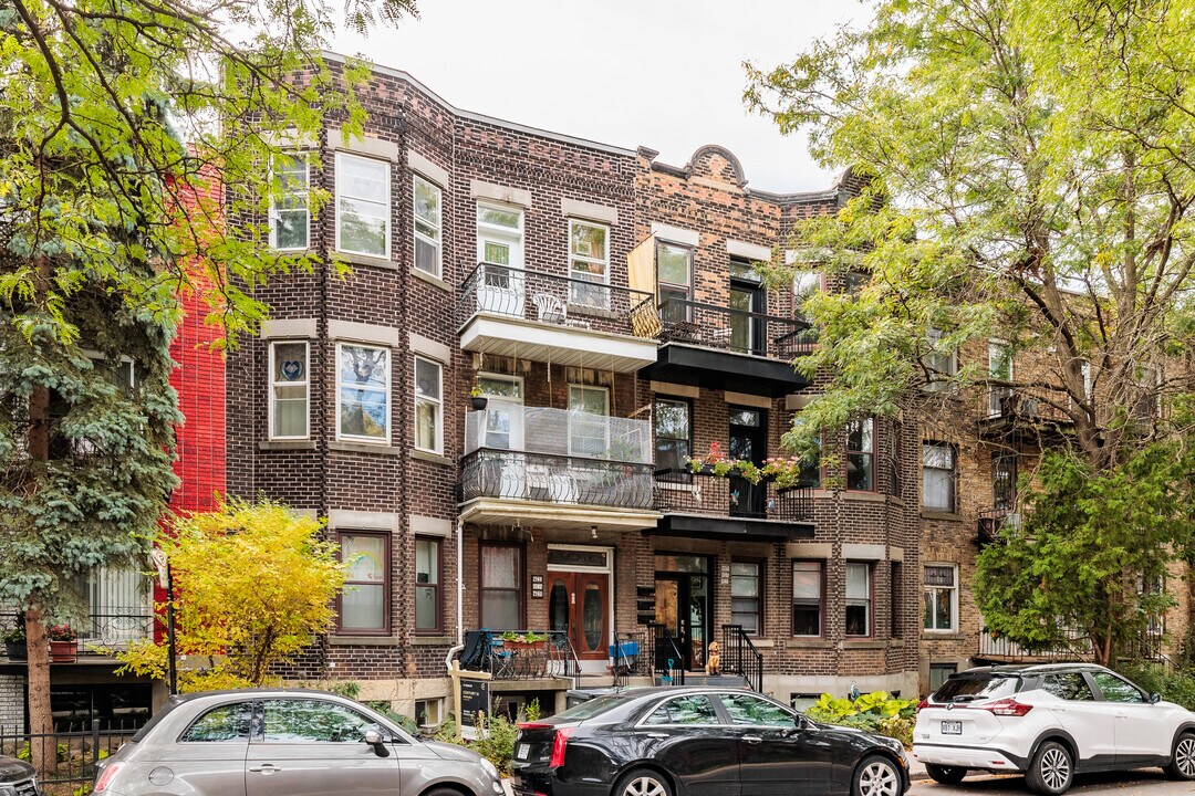 2142 Marcil Av in Montréal, QC - Building Photo