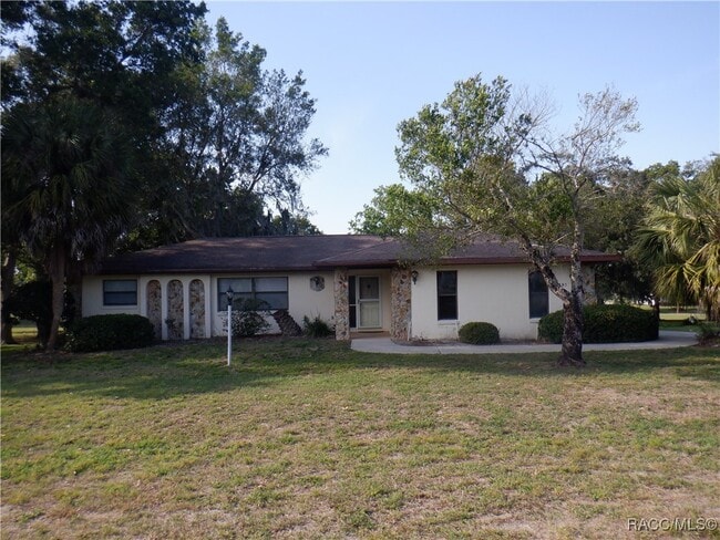 property at 281 E Falconry Ct