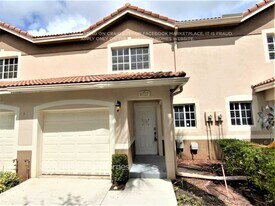 6727 Old Farm Trail in Boynton Beach, FL - Building Photo