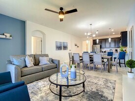 1003 Splash Shot Pl in Davenport, FL - Building Photo