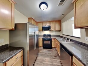 24 Darbys Run Way in Hiram, GA - Building Photo - Building Photo