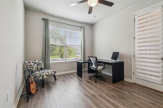11514 Cedar Valley Dr in Riverview, FL - Building Photo - Building Photo