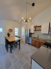 2212 Gibson Ave in Wilmington, NC - Building Photo - Building Photo