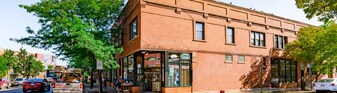 2989 N Lawndale Ave, Unit 2 in Chicago, IL - Building Photo