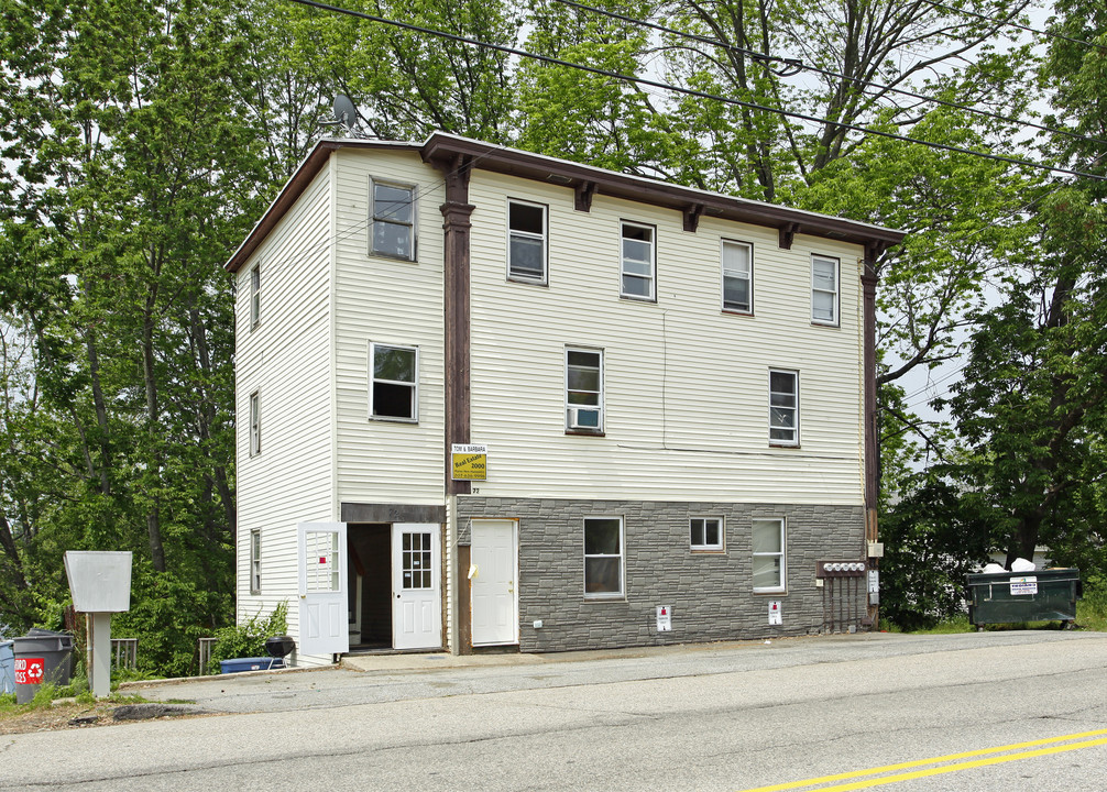 72 River St in Sanford, ME - Building Photo