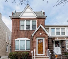 244-39 89th Ave in Queens, NY - Building Photo