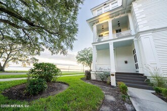 2105 River Blvd in Jacksonville, FL - Building Photo - Building Photo