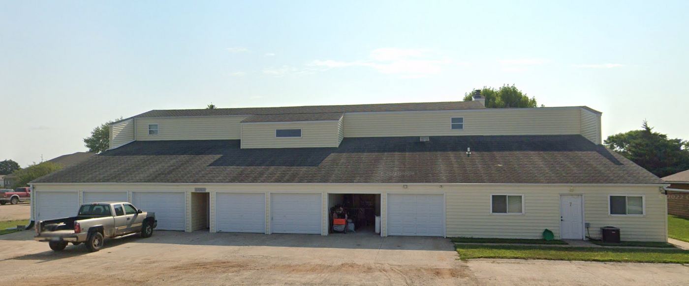 1404 4th Ave SW in Spencer, IA - Building Photo