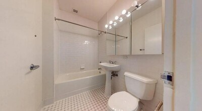 Washington Street in New York, NY - Building Photo - Building Photo