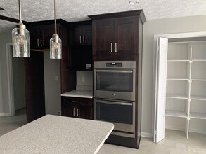 321 Foxridge Rd in Orange Park, FL - Foto de edificio - Building Photo