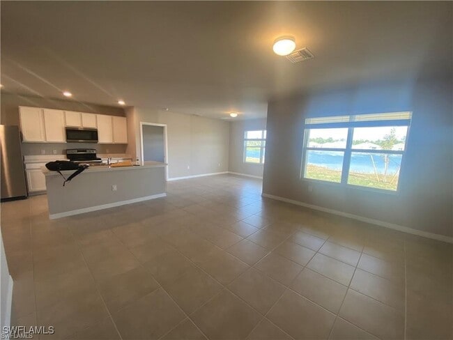 3187 Estancia Ln