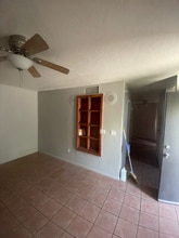 9420 E Speedway Blvd in Tucson, AZ - Building Photo - Building Photo
