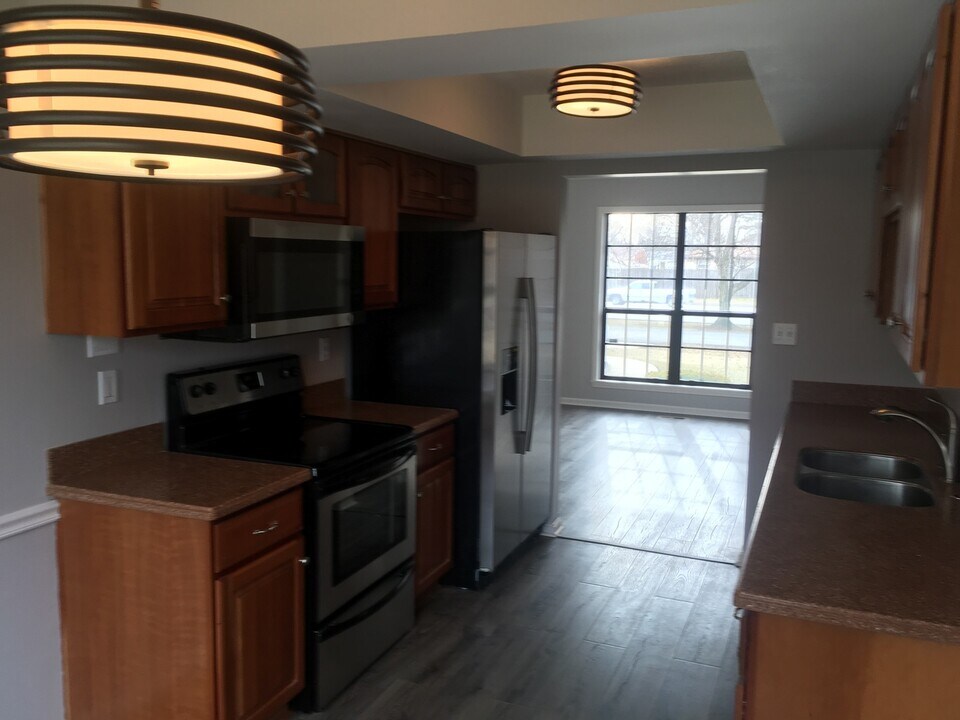 2807 Dandor Rd in Louisville, KY - Building Photo