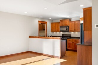 1087 S Cottonwood Rd in Bozeman, MT - Building Photo - Building Photo