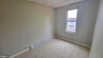 118 Independence St in Cumberland, MD - Building Photo