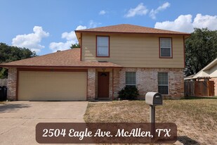 2504 Eagle Ave in McAllen, TX - Building Photo