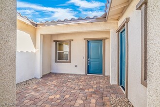 349 Tigullio Ave in Henderson, NV - Building Photo - Building Photo