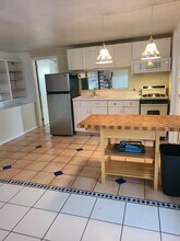 5831 Adelaide Ave, Unit back apartment in San Diego, CA - Building Photo - Building Photo