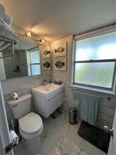 1221 Hillsboro Mile in Hillsboro Beach, FL - Building Photo - Building Photo