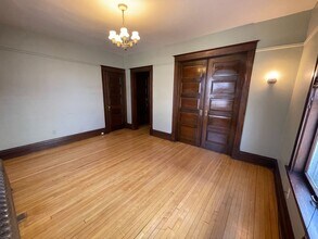 715 S Phillips Ave in Sioux Falls, SD - Building Photo - Building Photo