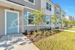 8369 Zenith Cir in Jacksonville, FL - Building Photo