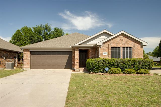 5400 Shepherd Pl in Flower Mound, TX - Foto de edificio